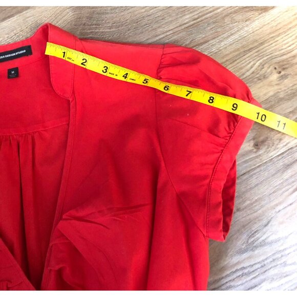 EXPRESS- WOMENS WRAP V-NECK SIDE TIE CLOSURE SHORT SLEEVE REDTOP SIZE MEDIUM - Picture 6 of 7